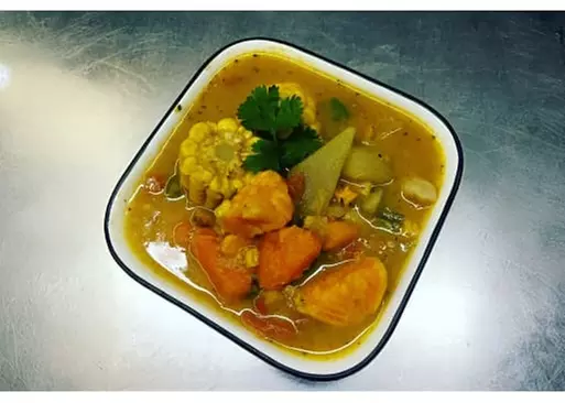 5% Cash Back at Queen Trini Lisa