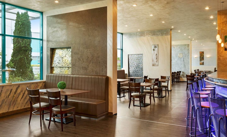 Image 8: ✈ TSJECHIË | Praag - Amedia Express Prague Trademark Collection by ...