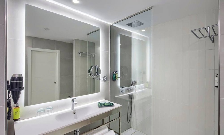 Image 7: ✈ COSTA DEL SOL | Malaga - Sercotel Rosaleda Málaga 4*, 3 nachten -...