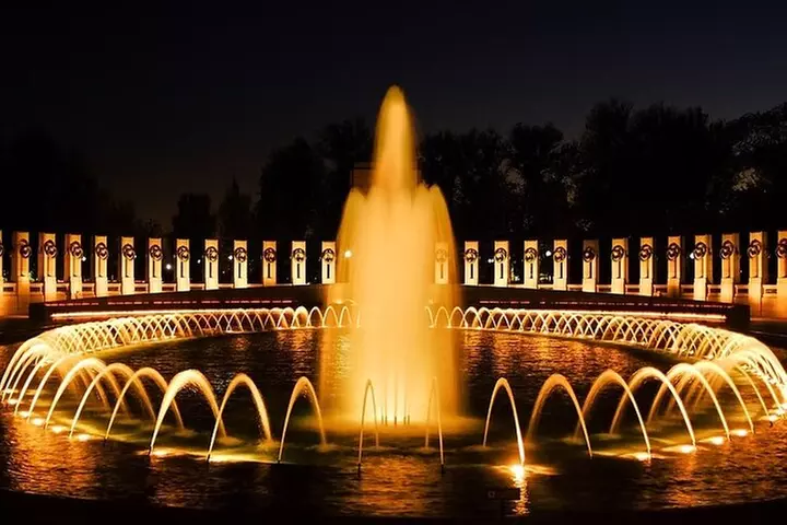 DC Monuments Small Group Guided Night Tour 3 Hours