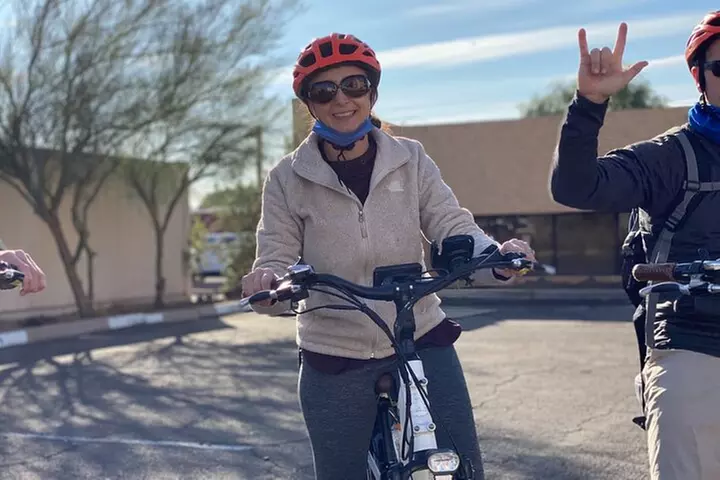 Scottsdale & McCormick Ranch E-Bike Tour - 2 Hours