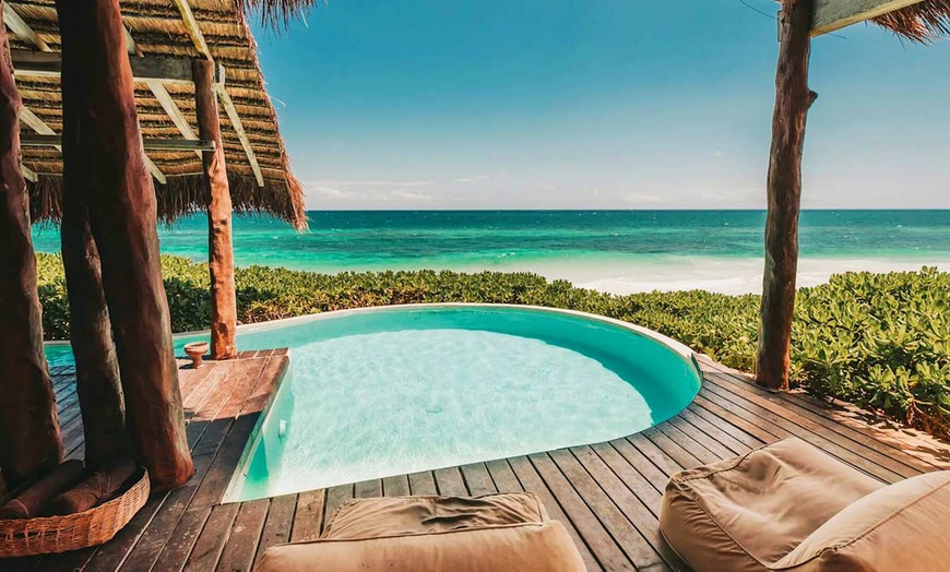 Image 2: ✈ MESSICO | Tulum - Papaya Playa Project 5*, 5 notti - In riva al mare