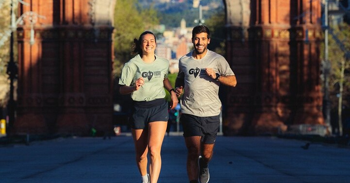 Tour de running en grupo de 7 km por el Barrio Gótico de Barcelona