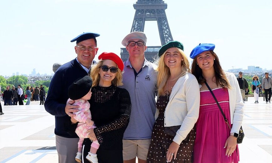 Image 1: Visite à pied à Paris - Photoshoot inclus & pause crêpe