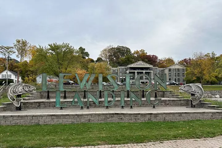 Below The Falls: Niagara River USA Private Car Tour