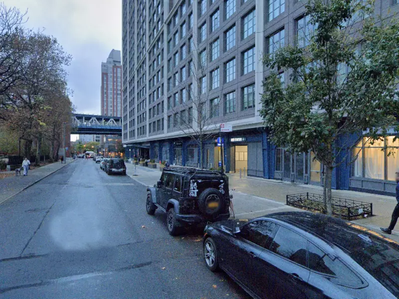 Parking at Impark - Front & York Garage - Primary Image