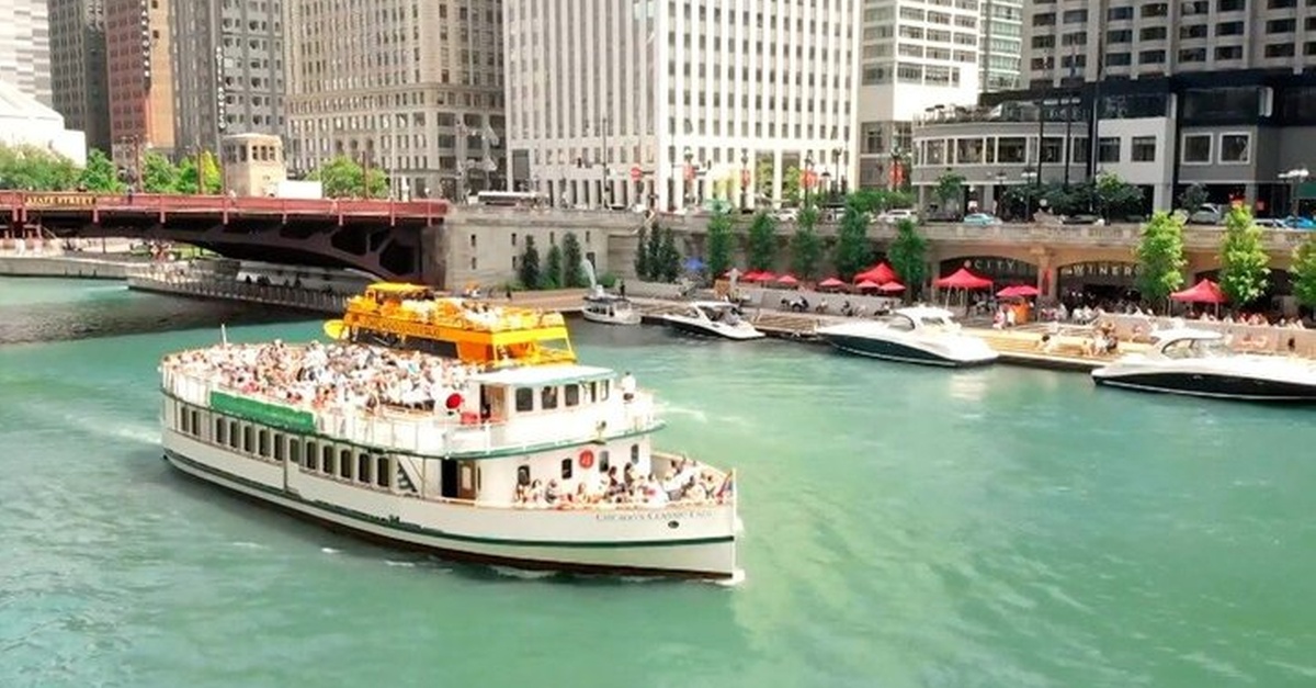 Lake Michigan and Chicago River Cruise Ticket