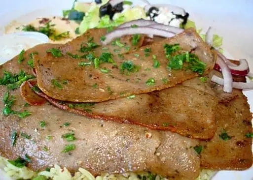 5% Cash Back at Maan's Mediterranean Grill