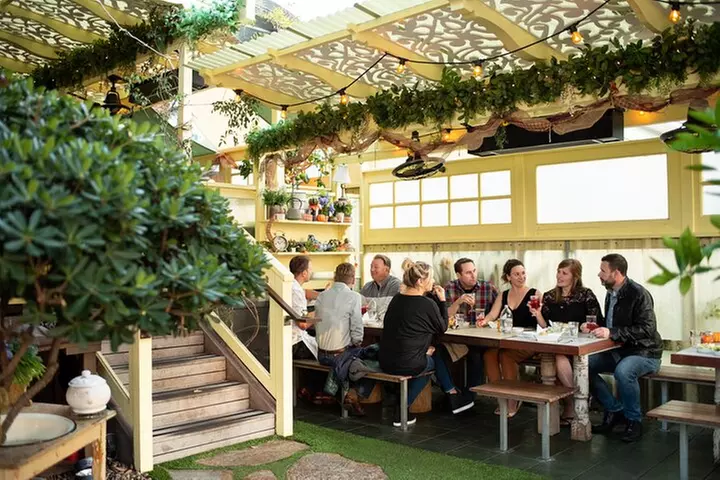 Little Italy Food and Drink Walking Tour: Pizza, Pasta & Piazzas