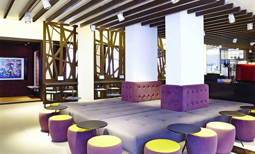 Image 11: ✈ ROYAUME-UNI | Londres - Match Angleterre VS Irlande - Tournoi des...