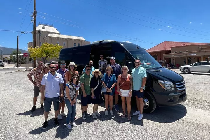 Santa Fe to Chimayo and Taos Pueblo Driving Tour