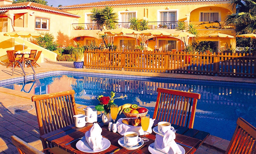 Image 7: ✈ ALGARVE | Lagos - Costa d'Oiro Ambiance Village 4*, 2 Nächte - Ci...