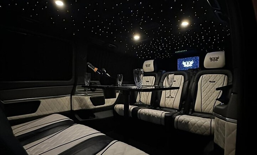 Image 3: 4 Hour Private London Tour In Luxury Mercedes