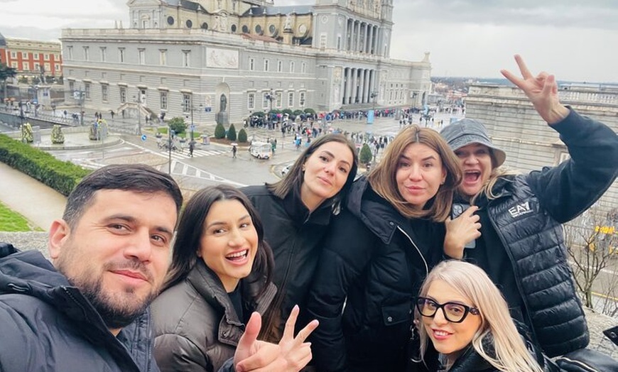 Image 3: 1 Hora Madrid Bienvenida y Tour Histórico