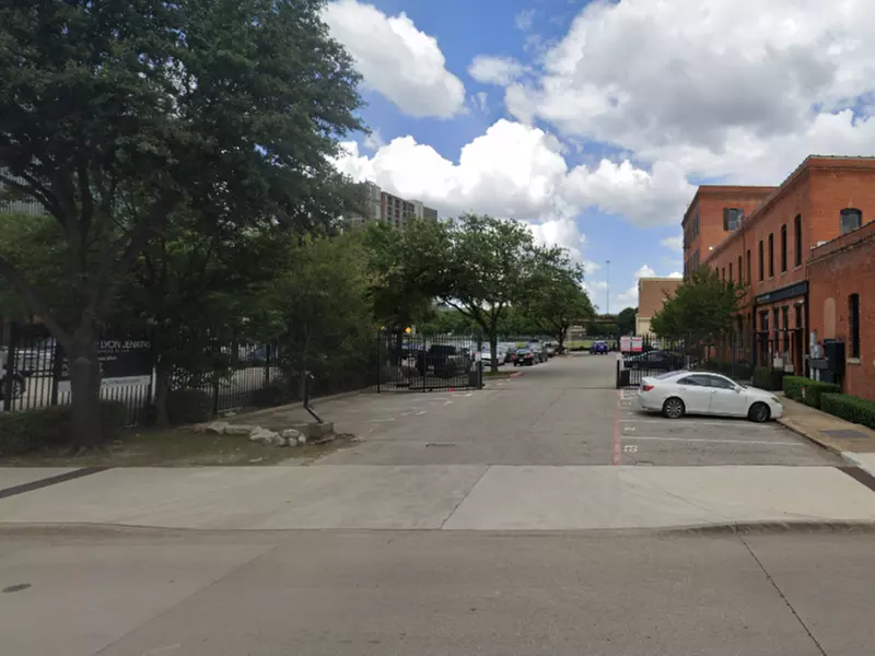Parking at Lot 170