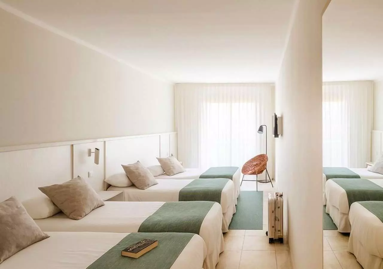 ✈ COSTA BRAVA | Lloret de Mar - Aqua Hotel Bertran Park 4*, 2 Nächt...