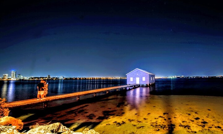 Image 3: Perth City Lights Instagram Tour with Dessert