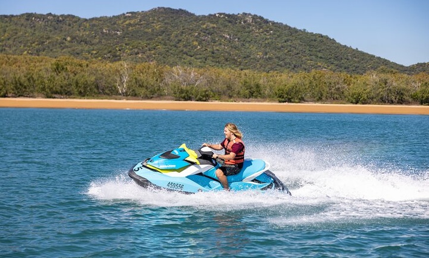 Image 6: Magnetic Island 60 Minute Jetski Hire for 1-8 people plus GoPro.