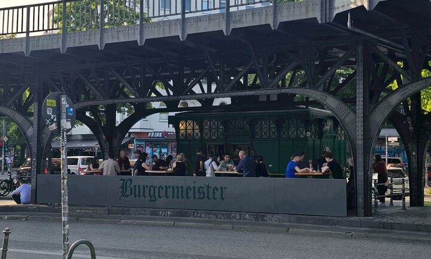 Image 12: Das echte Berlin - Street, Food und History - Tasty Bike Tour