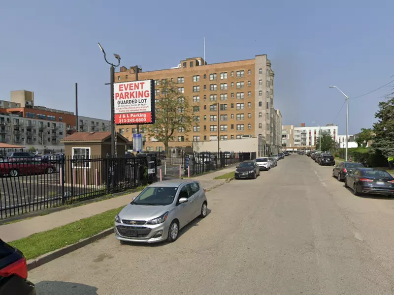 Parking at Peterboro Lot