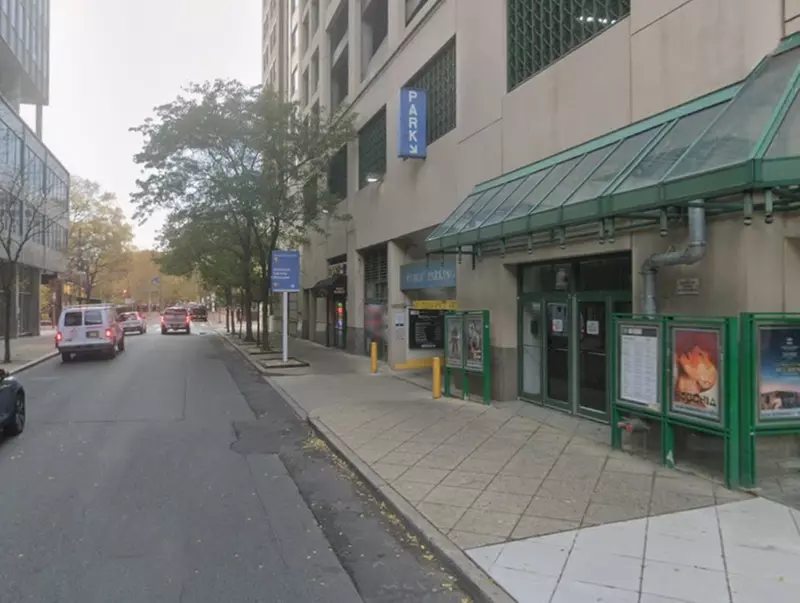 Parking at Bourse Garage