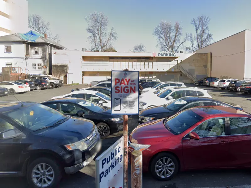 Parking at Goose Lot