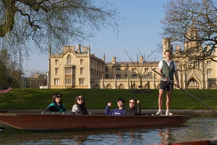 Cambridge Private Punting Tour - Primary Image