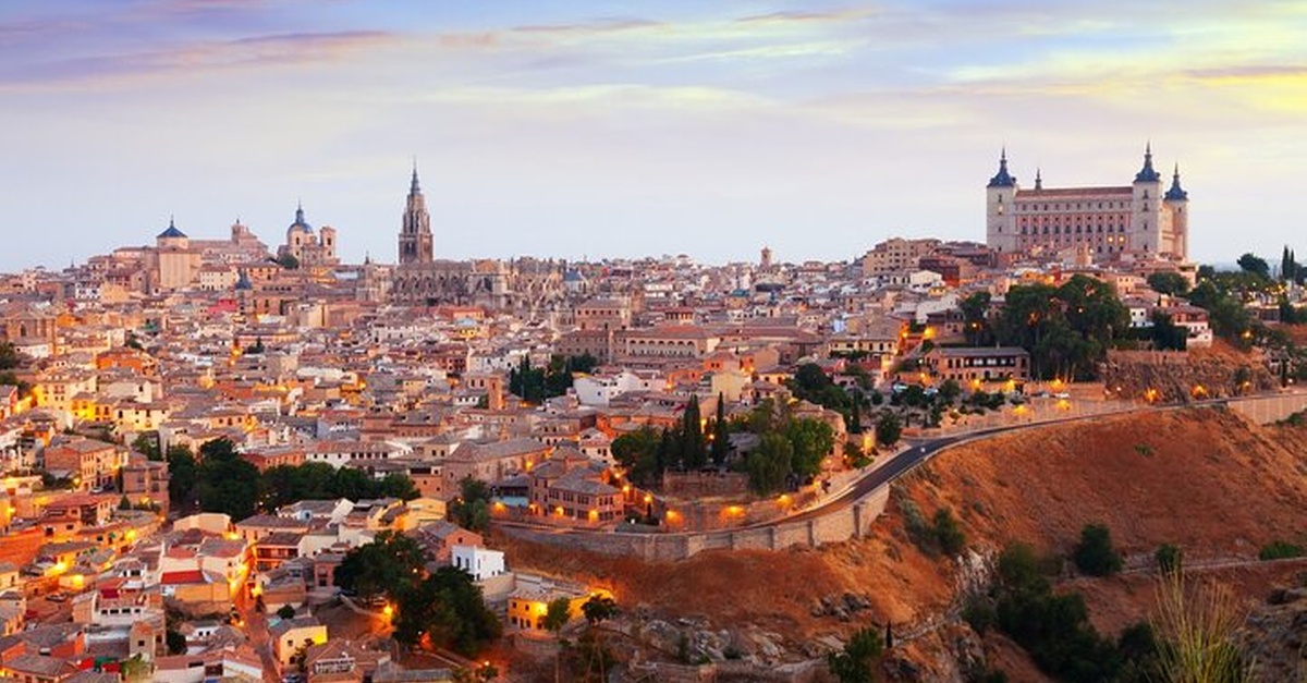 Visita guiada de 90 minutos por Granada con un guía local