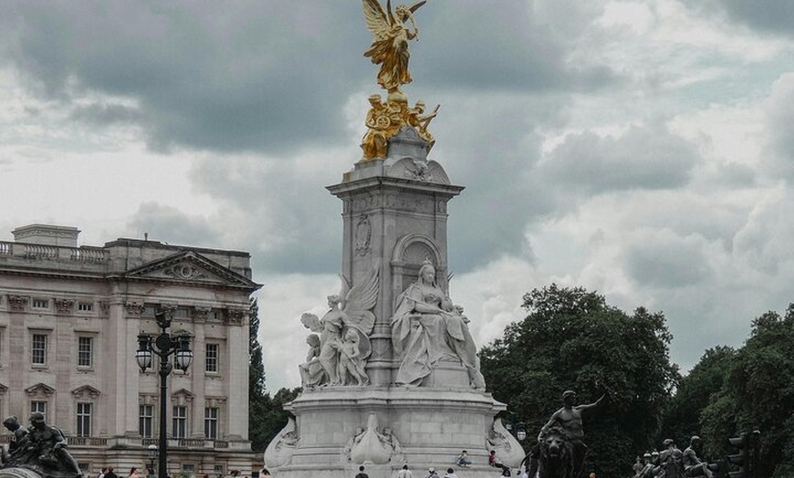 Image 10: Best London Sightseeing Tour with Blue Badge Tour Guide