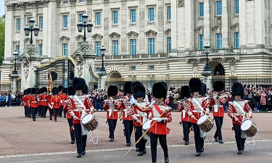 Image 12: Private Full Day Tour of London In A Chauffeured Vehicle
