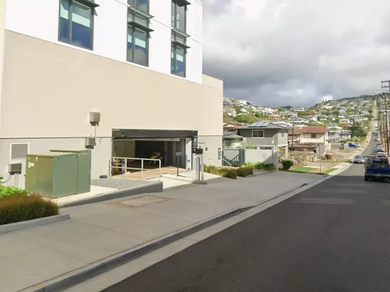 Parking at Civil Beat Plaza Garage