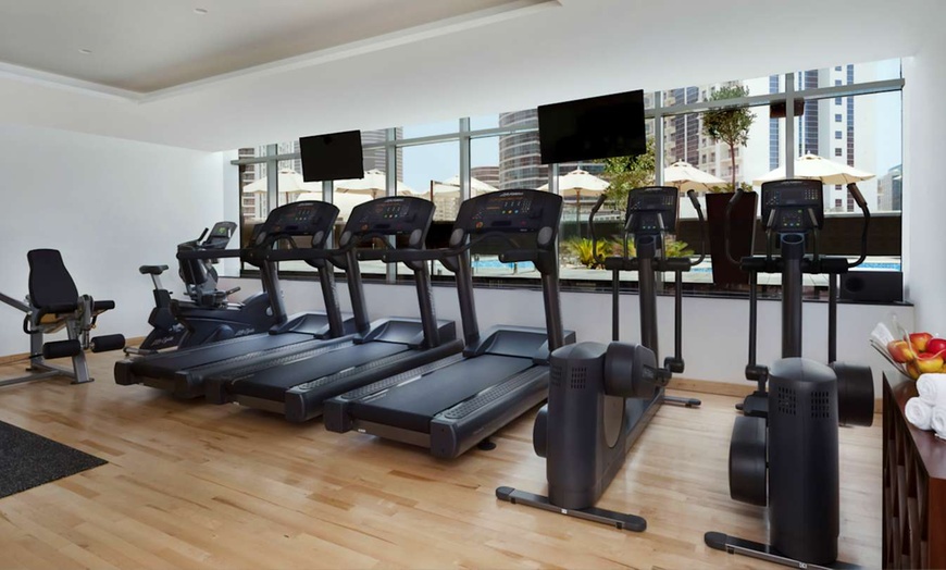 Image 13: ✈ EMIRATI ARABI UNITI | Dubai - TRYP by Wyndham Dubai avec activité...