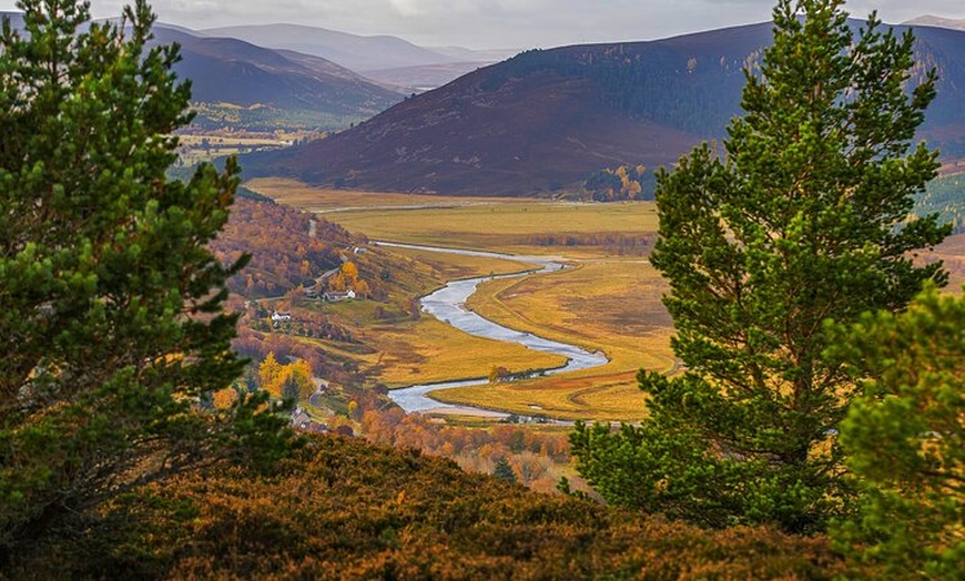 Image 9: 5-Day Outer Hebrides & the Scottish Highlands Small-Group Tour from...