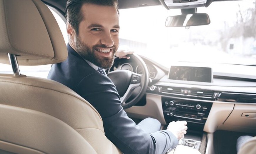 Image 4: Privater Tagesausflug ab München: Neuschwanstein, Linderhof und Ettal