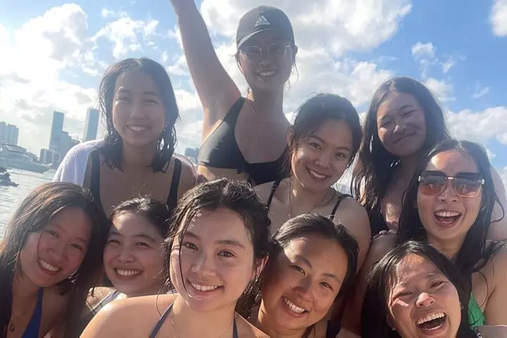 Explore Miami by Boat Rental