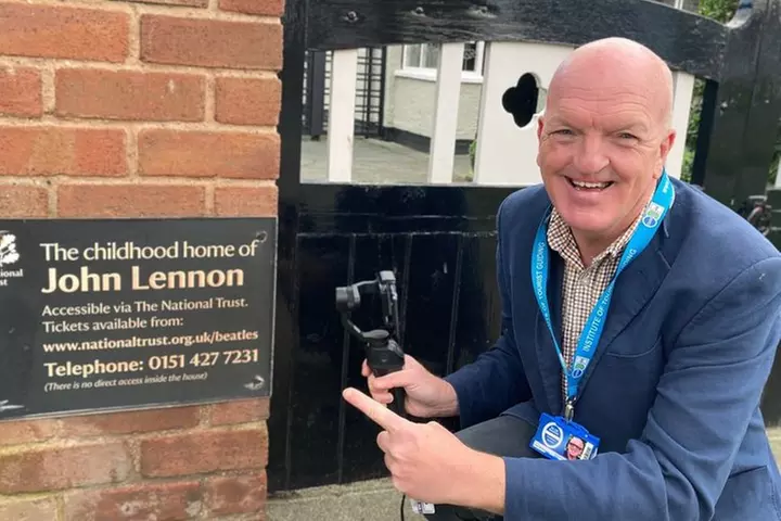 Private Liverpool Beatles Tour - Casbah Club (Blue Badge Guide)