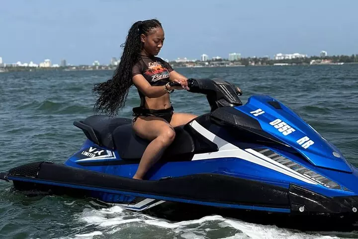 Jet Ski Miami : Experience the Ultimate Water Fun !