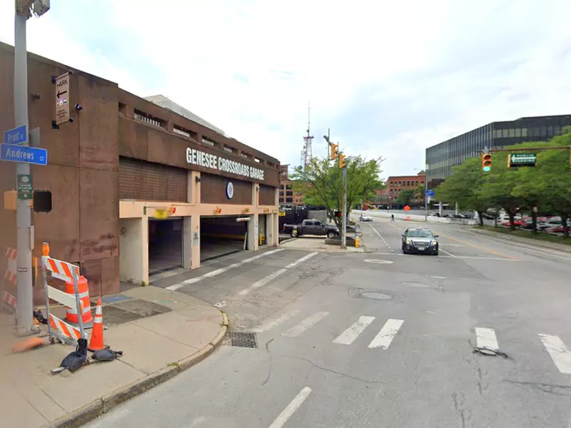 Parking at Genesee Crossroads Garage