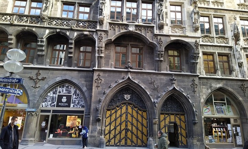 Image 2: Private ganztägige Münchner Schlösser und Altstadtführung