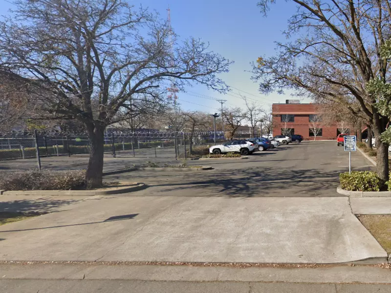 Parking at Lot 24