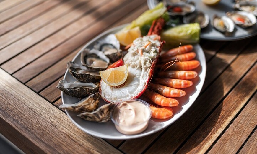 Image 12: A Day At Wineglass Bay