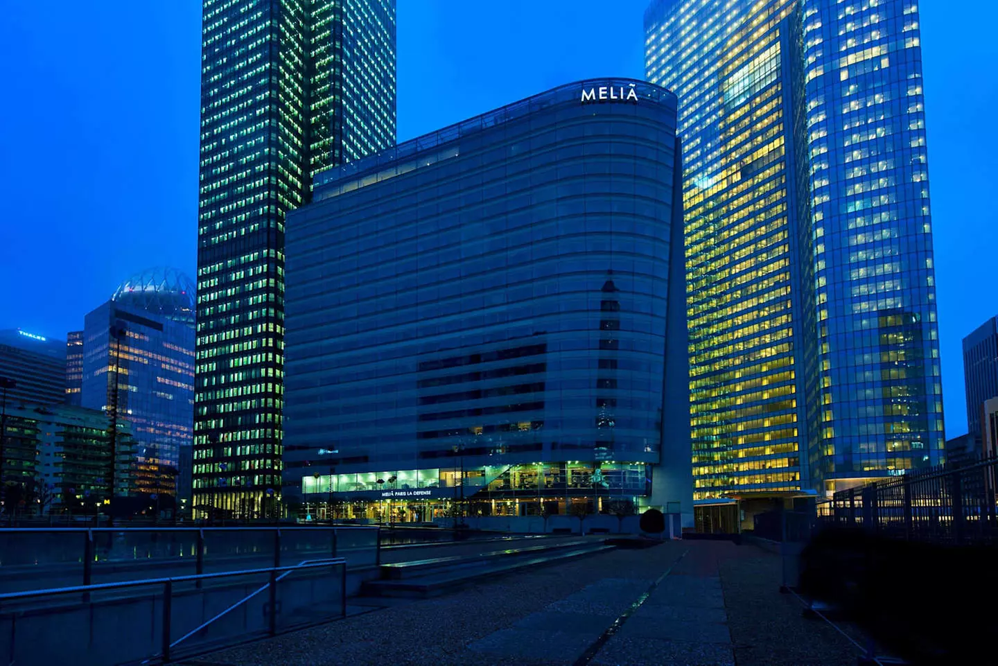 ✈ ÎLE-DE-FRANCE | Courbevoie - Meliá Paris La Défense 4*, 1 nocy