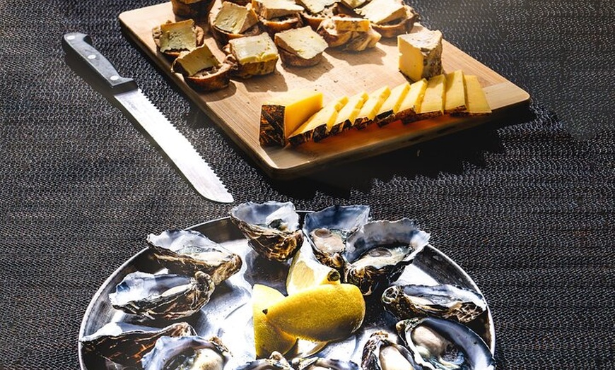 Image 4: Private Bruny Island Wine, Food,Sightseeing & Lighthouse Day Tour