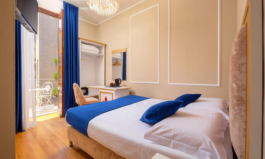 Image 1: ✈ ITALIE | Florence - Hotel Annabella Roof Terrace 3*, 2 nuit - Déc...