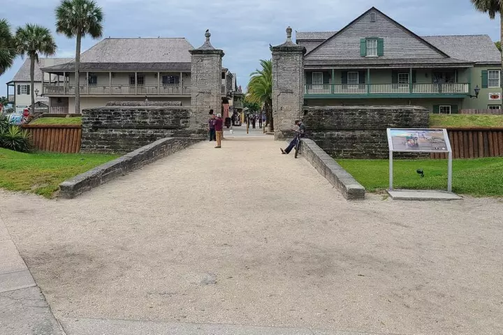 Walking History Tour of St. Augustine's Historic District
