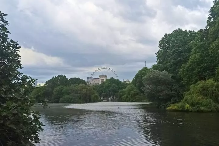 Private Walking Tour of London - Primary Image