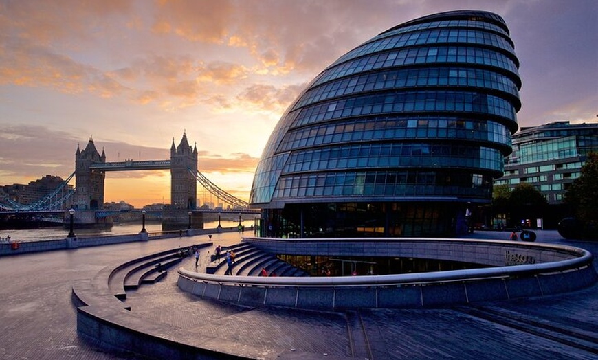 Image 5: Private London Panoramic Van Tour