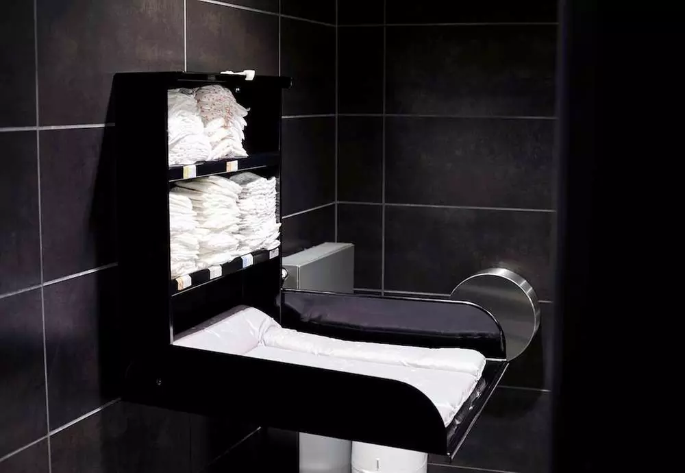 ✈ DEUTSCHLAND | Hamburg - Scandic Hamburg Emporio 4*, 2 Nächte