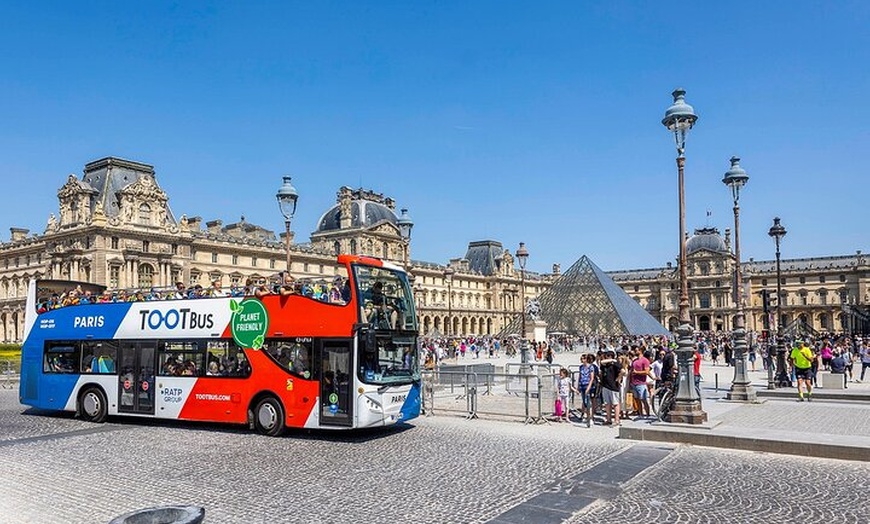 Image 38: Entrée du château Versailles Royal Passport avec Premium Add On