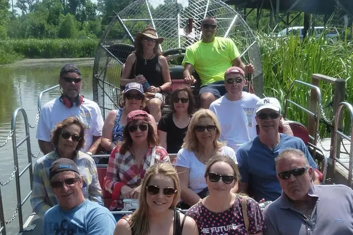 Airboat Swamp and Destrehan Plantation Tour from New Orleans